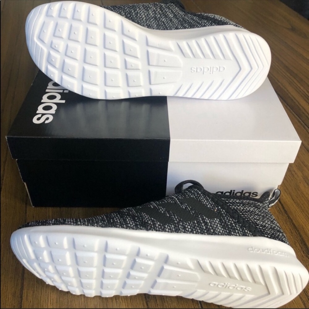 Adidas cloudfoam black sneakers tennis shoes - Picture 5 of 8